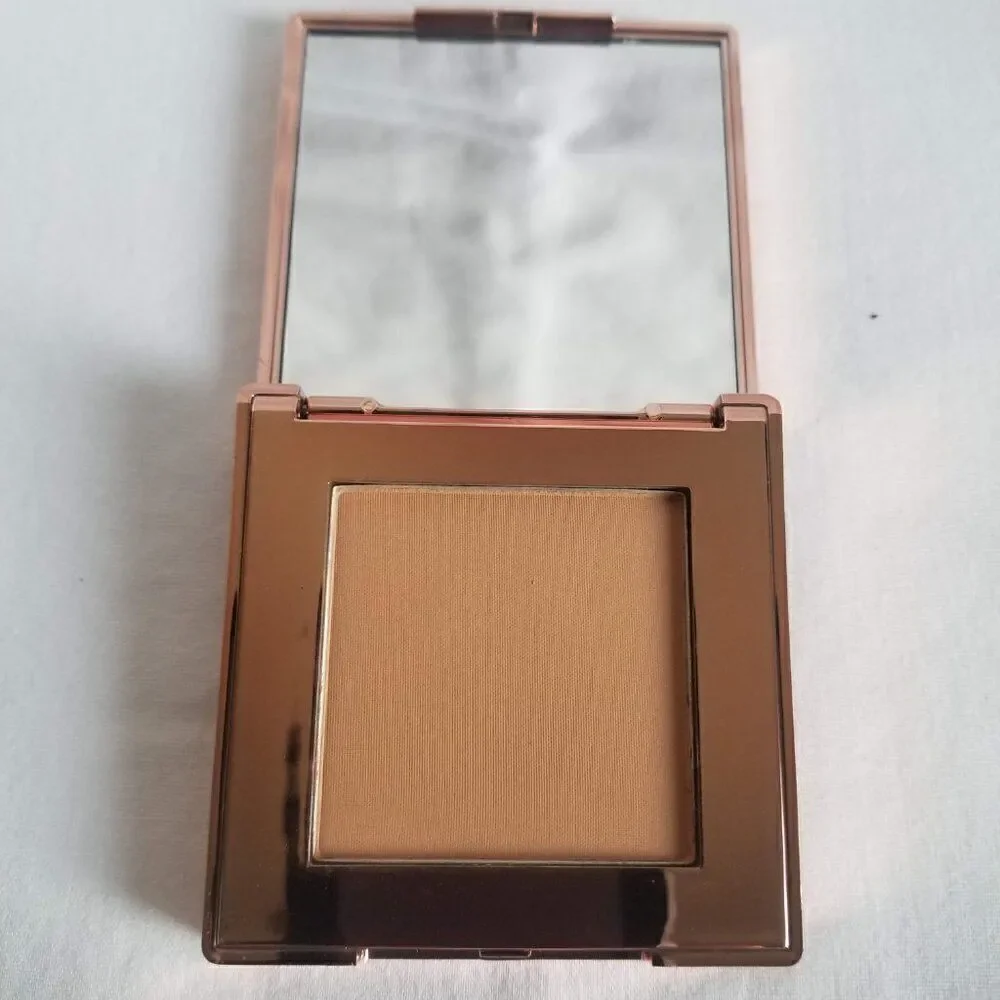 Luna Magic - Soft Perfection Foundation Powder - Tan